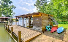 Charming Lake Sinclair Cabin Fire Pit, Dock
